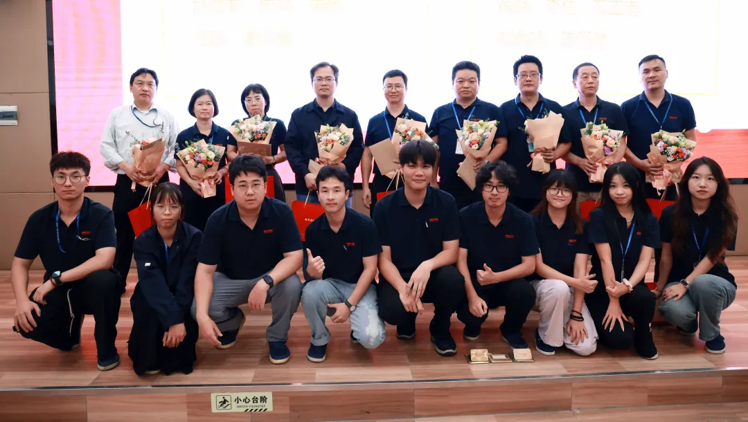 谢师恩，，，，，，，礼颂领路人！
